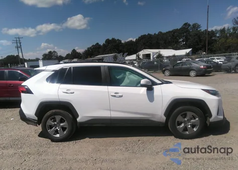 2025 Toyota Rav4 Xle из США, поврежденный, VIN 2T3W1RFV3SW399063